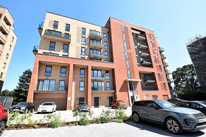 2 Bedroom Flat To Rent In Truman Way, Dartford, DA1