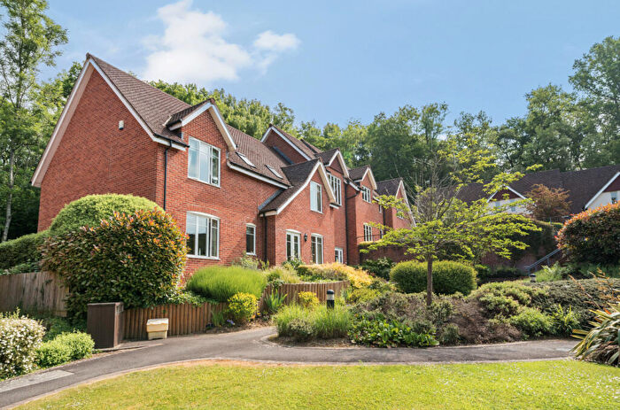 2 Bedroom Retirement Property For Sale In Salisbury Road, Sherfield English, Romsey, Hampshire, SO51