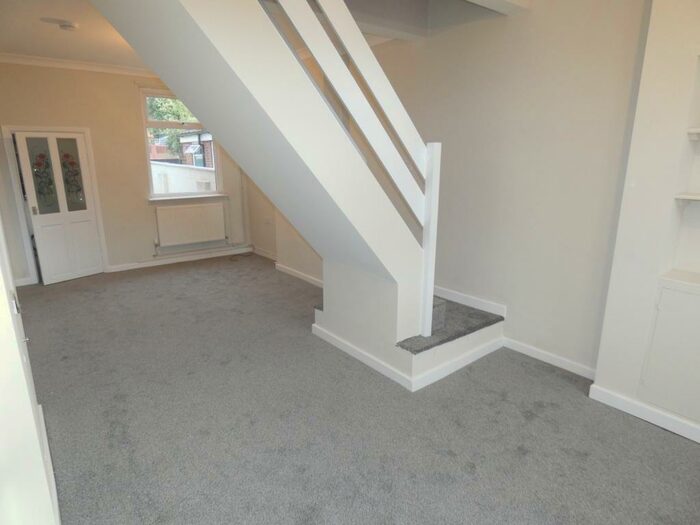 3 Bedroom Terraced House To Rent In Manor Street, Fenton, ST4