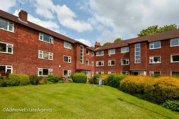 2 Bedroom Flat To Rent In Woodlawn Court, Manchester, M16
