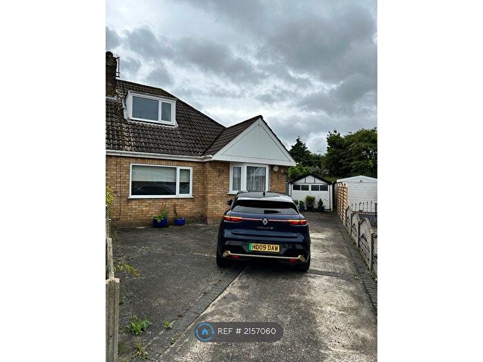 2 Bedroom Bungalow To Rent In Townsend Close, Humberston, Grimsby, DN36