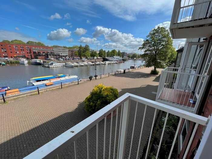 2 Bedroom Flat To Rent In Merchants Quay, Bristol, BS1