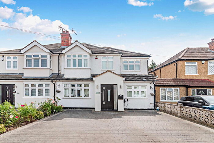 4 Bedroom Semi-Detached House For Sale In Lyndon Avenue, Hatch End, HA5