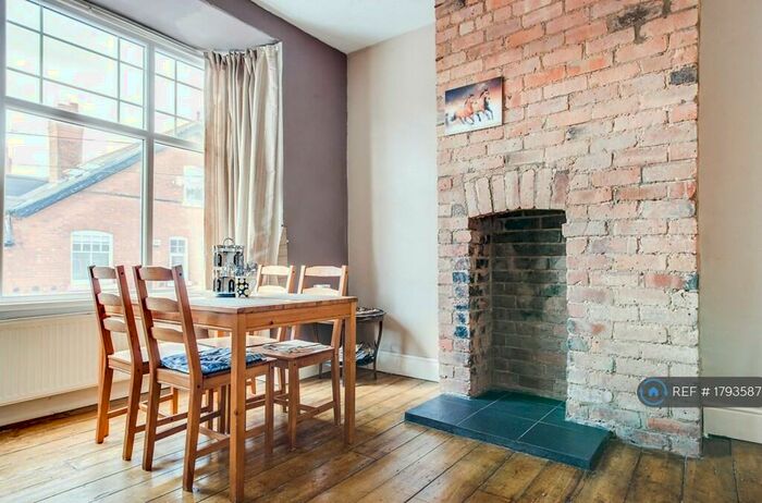 2 Bedroom Flat To Rent In Harold Road, Birmingham, B16