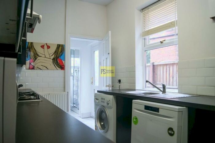 4 Bedroom Terraced House To Rent In Dawlish Road, Selly Oak - Student Property, B29