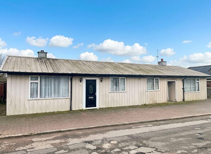 3 Bedroom Bungalow For Sale In And Orchard Way, Eastchurch, Sheerness. Kent, ME12
