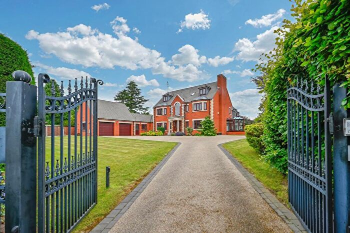 6 Bedroom Detached House For Sale In Knowle Road, Stafford, ST17