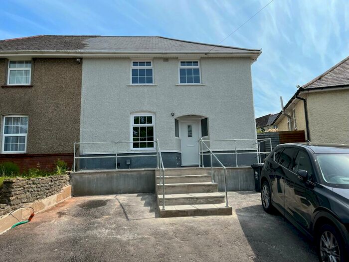 4 Bedroom Semi-Detached House To Rent In Ronald Road, Newport, NP19