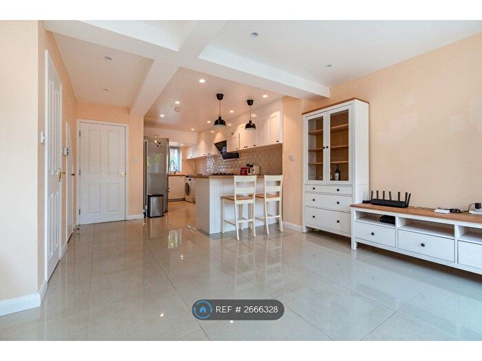 5 Bedroom Terraced House To Rent In Langley Park Road, Sutton, SM2