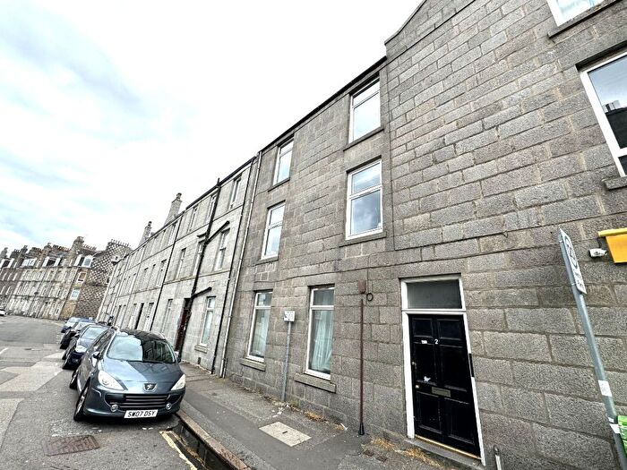 1 Bedroom Flat To Rent In Holland Street, City Centre, Aberdeen, AB25