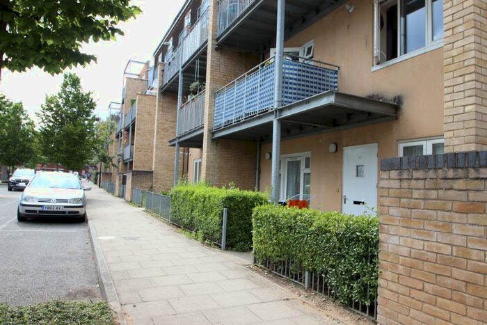 1 Bedroom Flat To Rent In Academia Way, London, N17