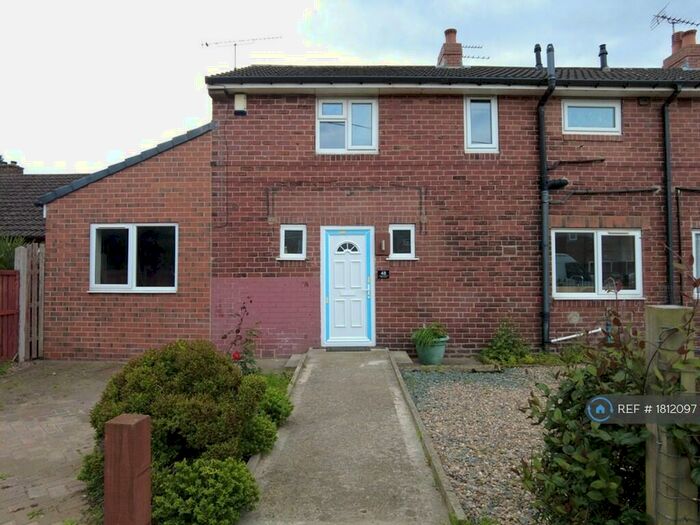 4 Bedroom Semi-Detached House To Rent In Third Avenue, Rothwell, Leeds, LS26