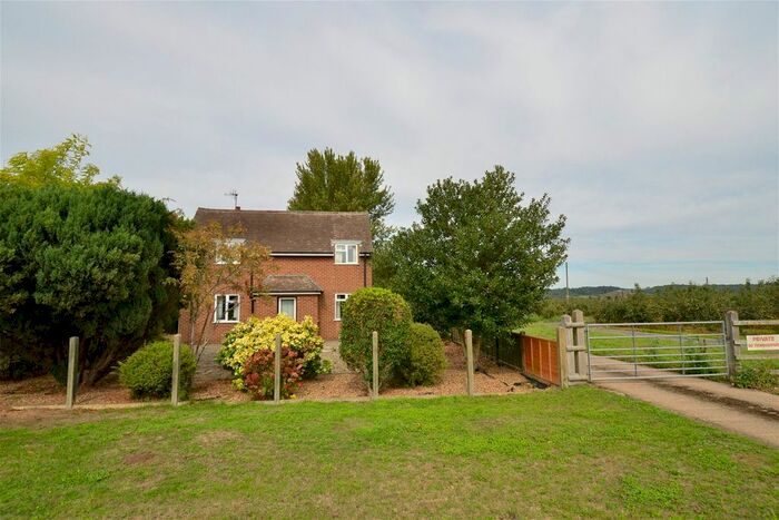 3 Bedroom Detached House For Sale In Main Road, Cropthorne, Pershore, WR10