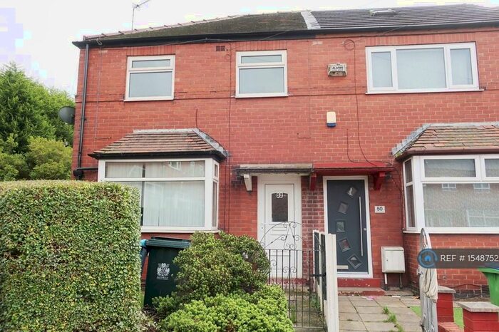 3 Bedroom End Of Terrace House To Rent In Pilkington Street, Middleton, Manchester, M24