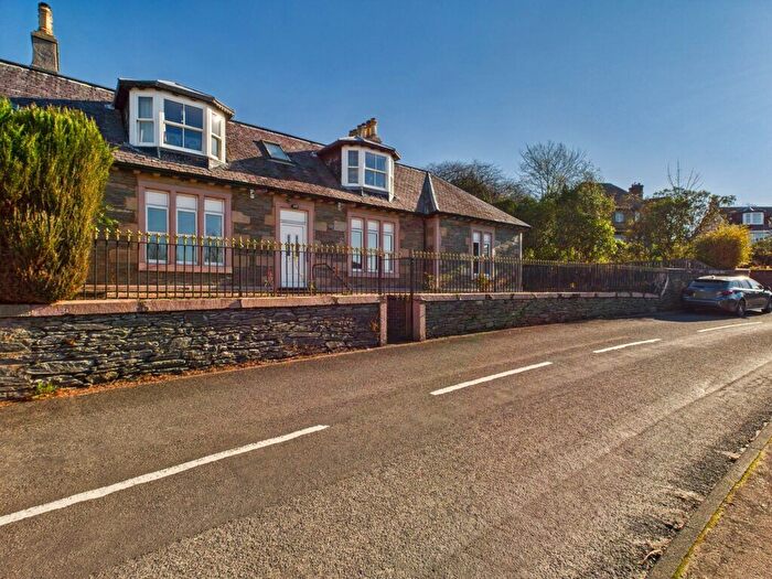 4 Bedroom Flat For Sale In Lower Erskine, Manse Brae, Lochgilphead, Argyll, PA31