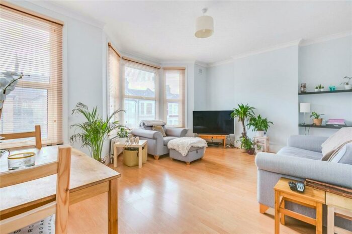 2 Bedroom Apartment To Rent In Burrows Road, London, NW10
