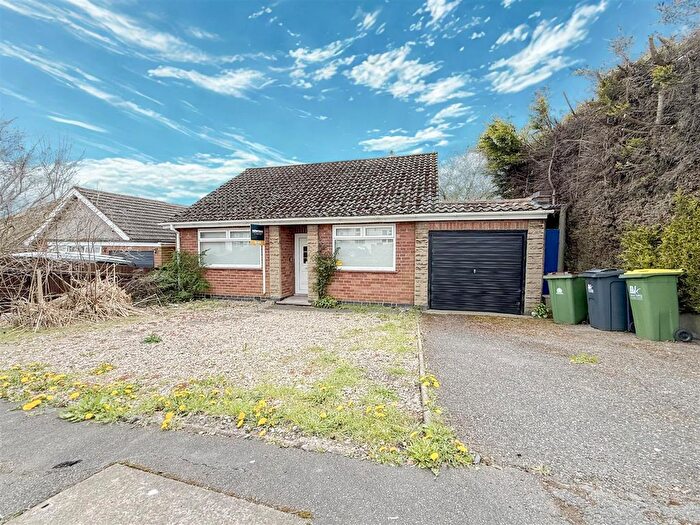 2 Bedroom Detached Bungalow For Sale In Cross Lane, Codnor, Ripley, DE5