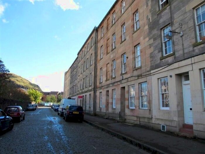 1 Bedroom Flat To Rent In Parkside Street, Newington, Edinburgh, EH8