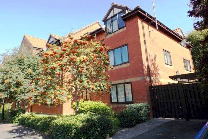 2 Bedroom Flat To Rent In Canada Way, Bristol, BS1