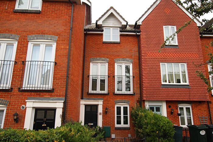 3 Bedroom Terraced House To Rent In Alderney Way, Kennington, TN24
