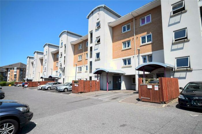 2 Bedroom Flat To Rent In Windrush Court, Chichester Wharf, Erith, DA8