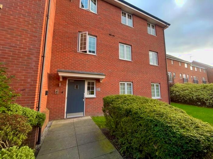 2 Bedroom Flat To Rent In Churchbeck Chase, Stoneclough, Radcliffe, Manchester., M26