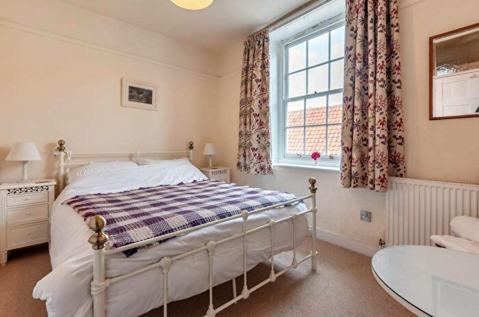 2 Bedroom Cottage To Rent In High Street, NR25