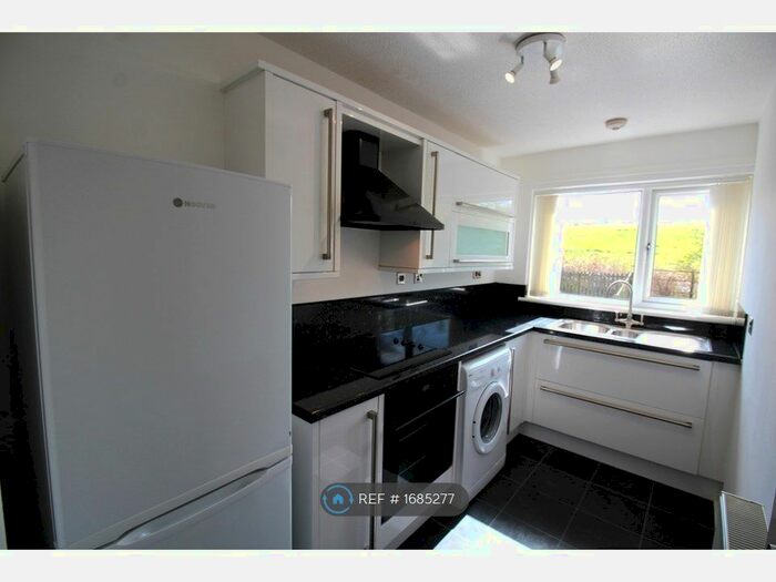 1 Bedroom Flat To Rent In Ailsa Court, Hamilton, ML3