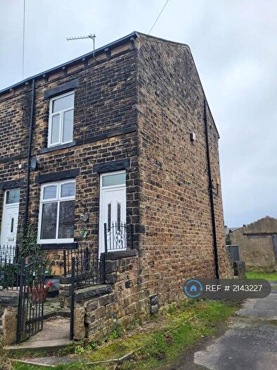 2 Bedroom End Of Terrace House To Rent In Cutler Place, Bradford, BD4