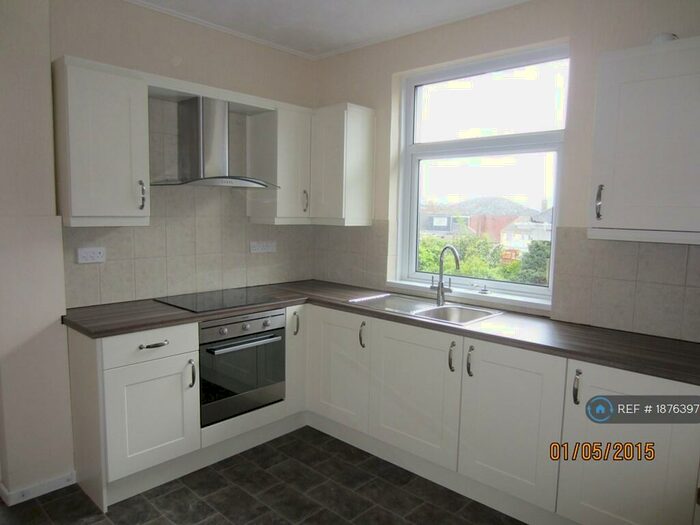 2 Bedroom Bungalow To Rent In Seacroft Road, Plymouth, PL5