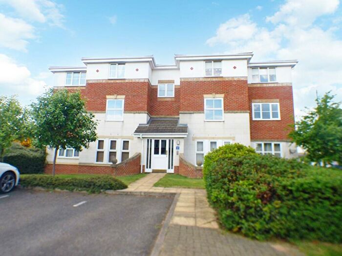 1 Bedroom Flat To Rent In Cheldoc Rise, St. Marys Island, Chatham, ME4