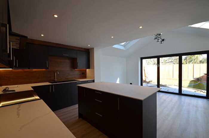 4 Bedroom Semi-Detached House To Rent In Norman Road, Ashford, TW15