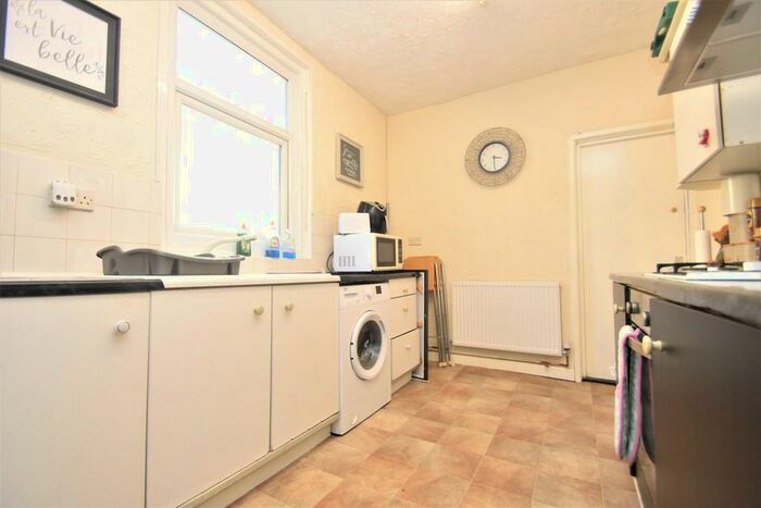 2 Bedroom Apartment To Rent In Tottenham Road, Portsmouth, PO1