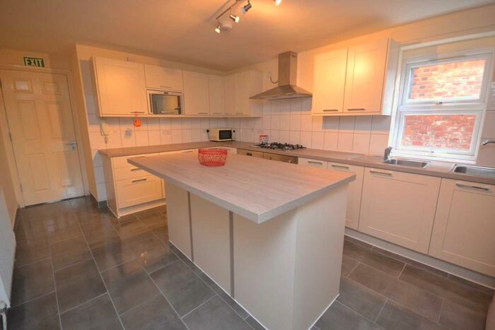 7 Bedroom House To Rent In Upper Redlands Road, Reading, RG1