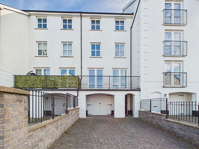 4 Bedroom Terraced House For Sale In Kensington Gardens, Haverfordwest, SA61