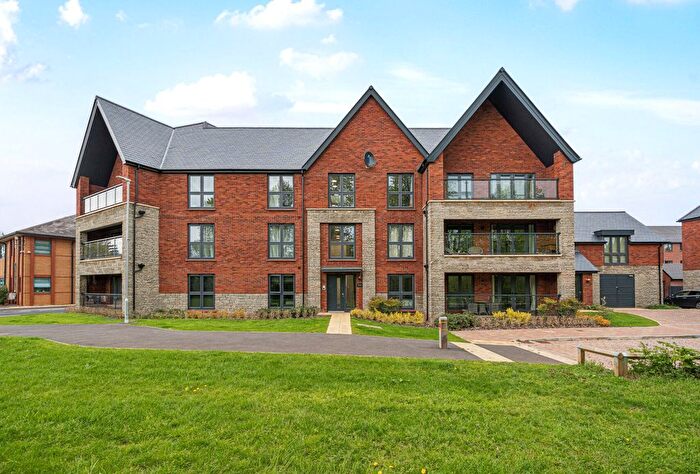 2 Bedroom Flat For Sale In Tanner Close, Frenchay, Bristol, Gloucestershire, BS16