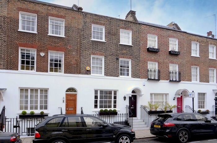 3 Bedroom Terraced House To Rent In Montpelier Place, London, SW7