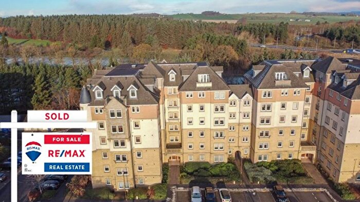 2 Bedroom Flat For Sale In Eagles View, Livingston, EH54