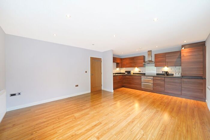 1 Bedroom Flat To Rent In Dacres Road, Forest Hill, London, SE23