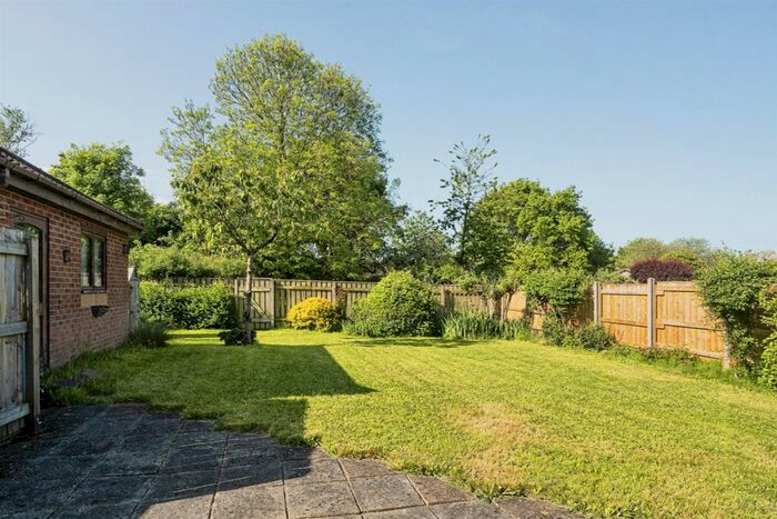 3 Bedroom Detached Bungalow For Sale In Mallard Avenue, Leven, Beverley, HU17