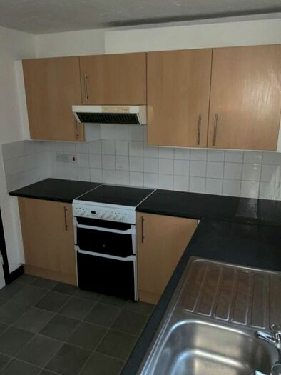 2 Bedroom Flat To Rent In Devonshire Road, Prenton, CH43