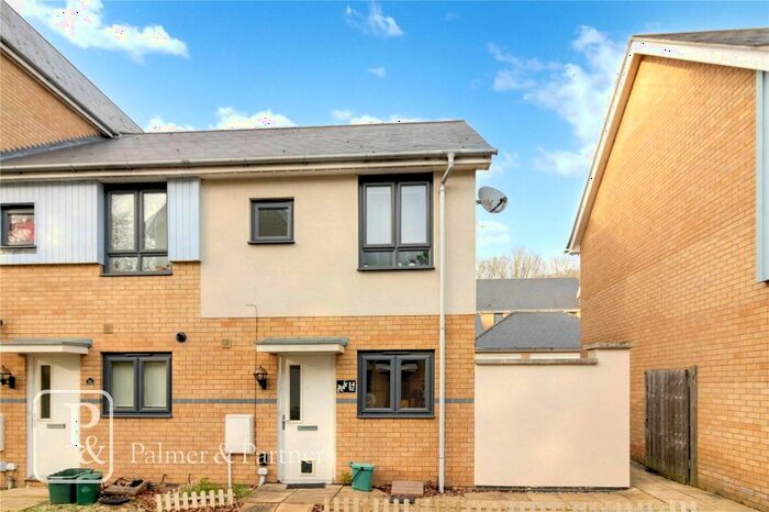 2 Bedroom End Of Terrace House To Rent In Motor Walk, Colchester, Essex, CO4