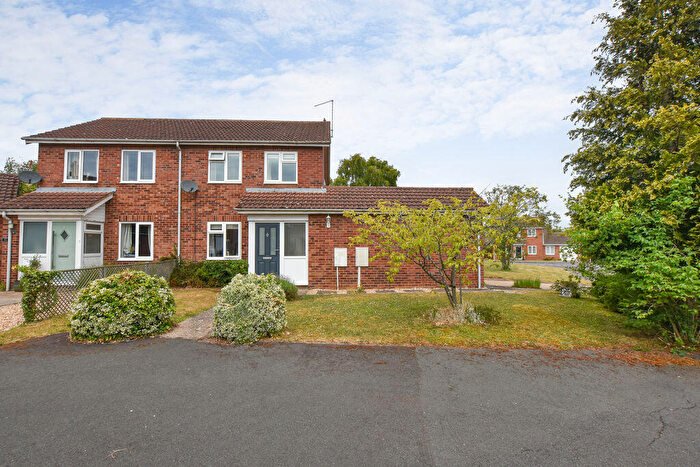 3 Bedroom Semi-Detached House For Sale In Fir Road, Stamford, PE9