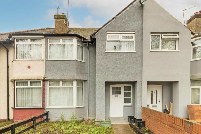 3 Bedroom Property To Rent In Ruislip Road, Greenford, UB6