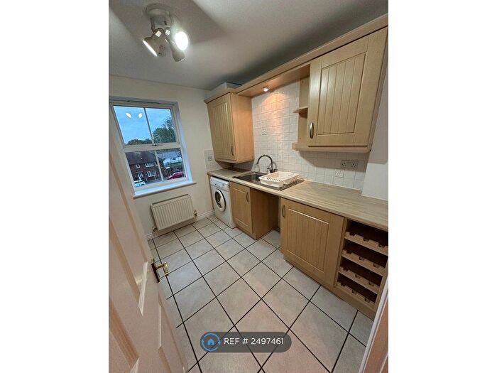 2 Bedroom Flat To Rent In Bestwood, Nottingham, NG5