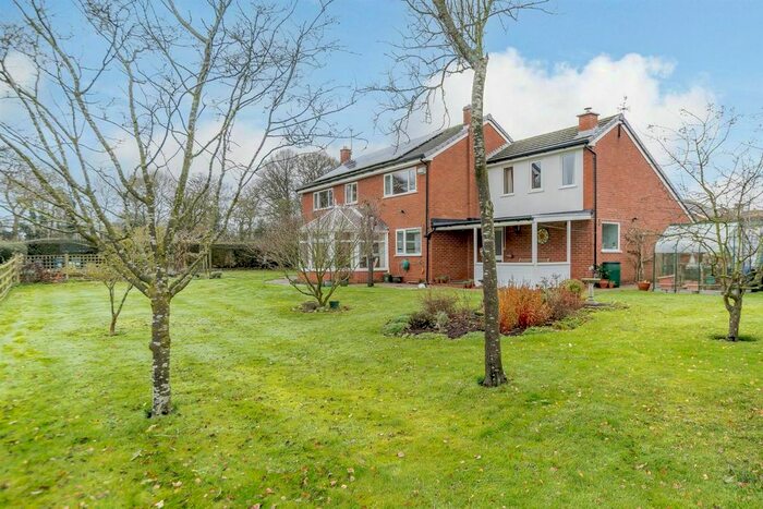 4 Bedroom Detached House For Sale In Longford, Ashbourne, Derbyshire, DE6