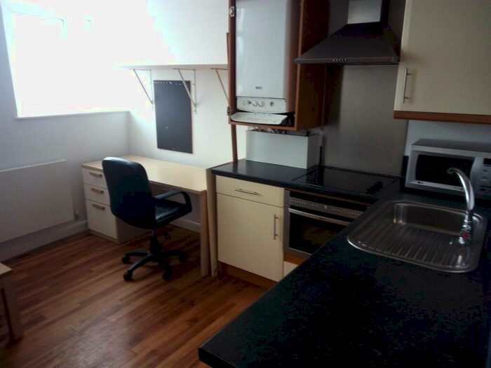 Studio To Rent In The Kingsway, Portland House, City Centre, Swansea, SA1