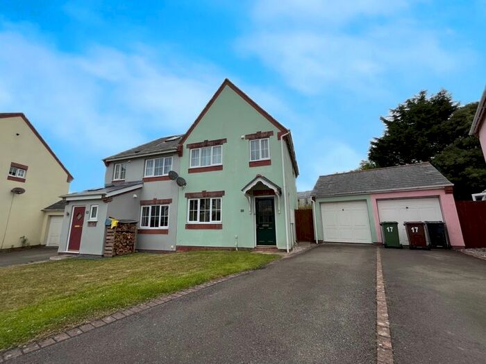 3 Bedroom Semi-Detached House To Rent In Cunliffe Avenue, Plymouth, PL9