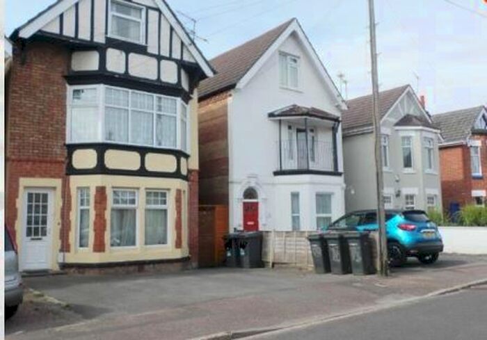 1 Bedroom Flat To Rent In Stewart Road, Bournemouth BH8