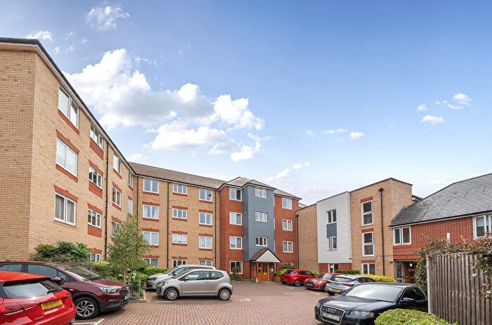 2 Bedroom Apartment For Sale In South Street, Bishop's Stortford, Hertfordshire, CM23